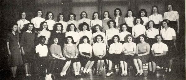 1945 Girls Chorus 